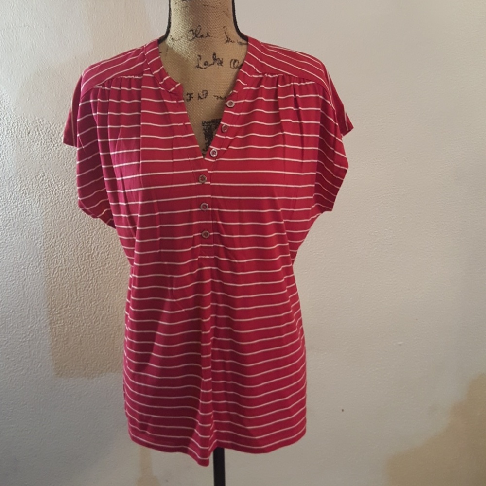Button down (half way) striped shirt.
